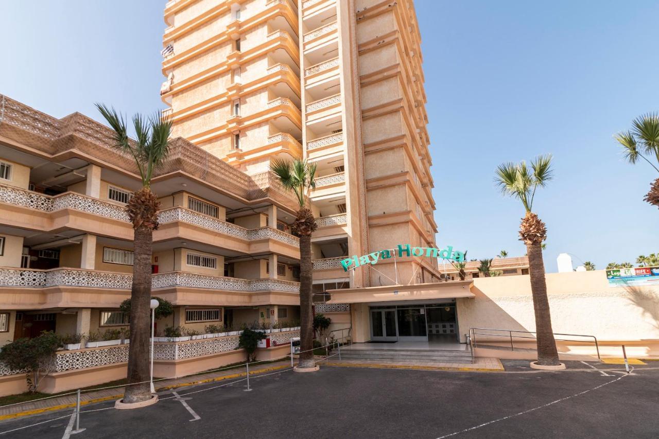 ארונה Homeforguest Modern And Recently Renovated Apartment In Arona מראה חיצוני תמונה