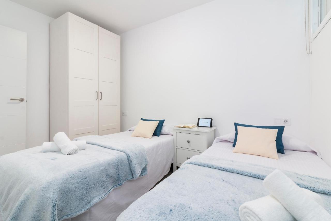 ארונה Homeforguest Modern And Recently Renovated Apartment In Arona מראה חיצוני תמונה