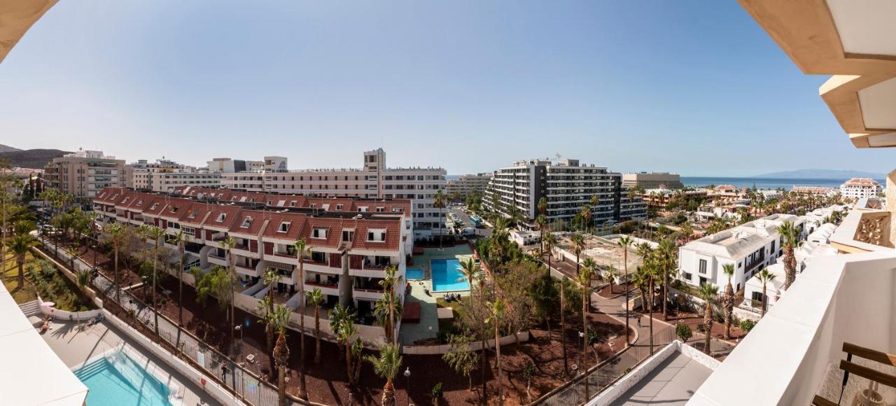 ארונה Homeforguest Modern And Recently Renovated Apartment In Arona מראה חיצוני תמונה